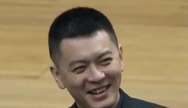 韩国三级做爰楼梯在线